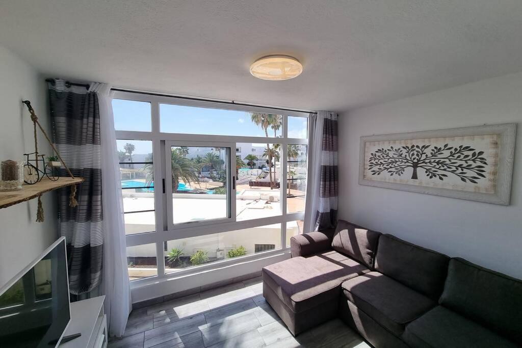 Apartamento Lina 25 Playa Roca Коста Тегисе Екстериор снимка