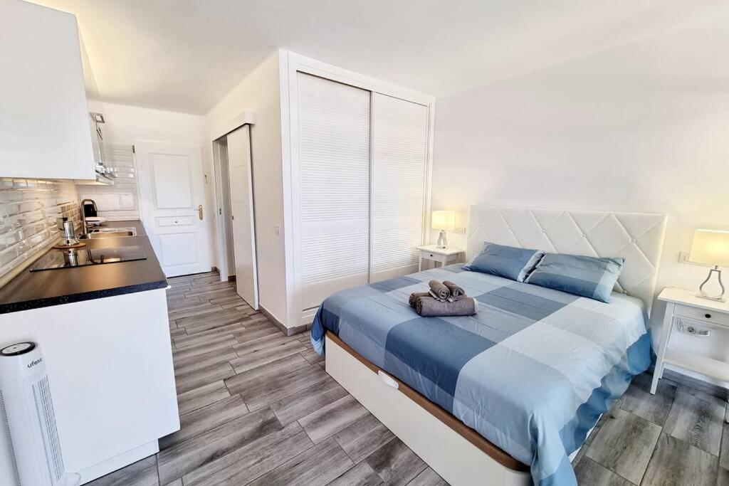 Apartamento Lina 25 Playa Roca Коста Тегисе Екстериор снимка